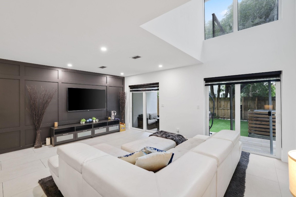 Silver Engrave - Residential