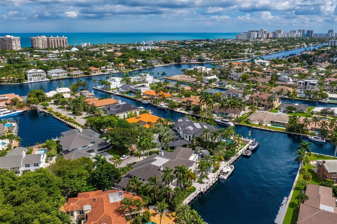 BAY COLONY SECTION OF THE - Residential