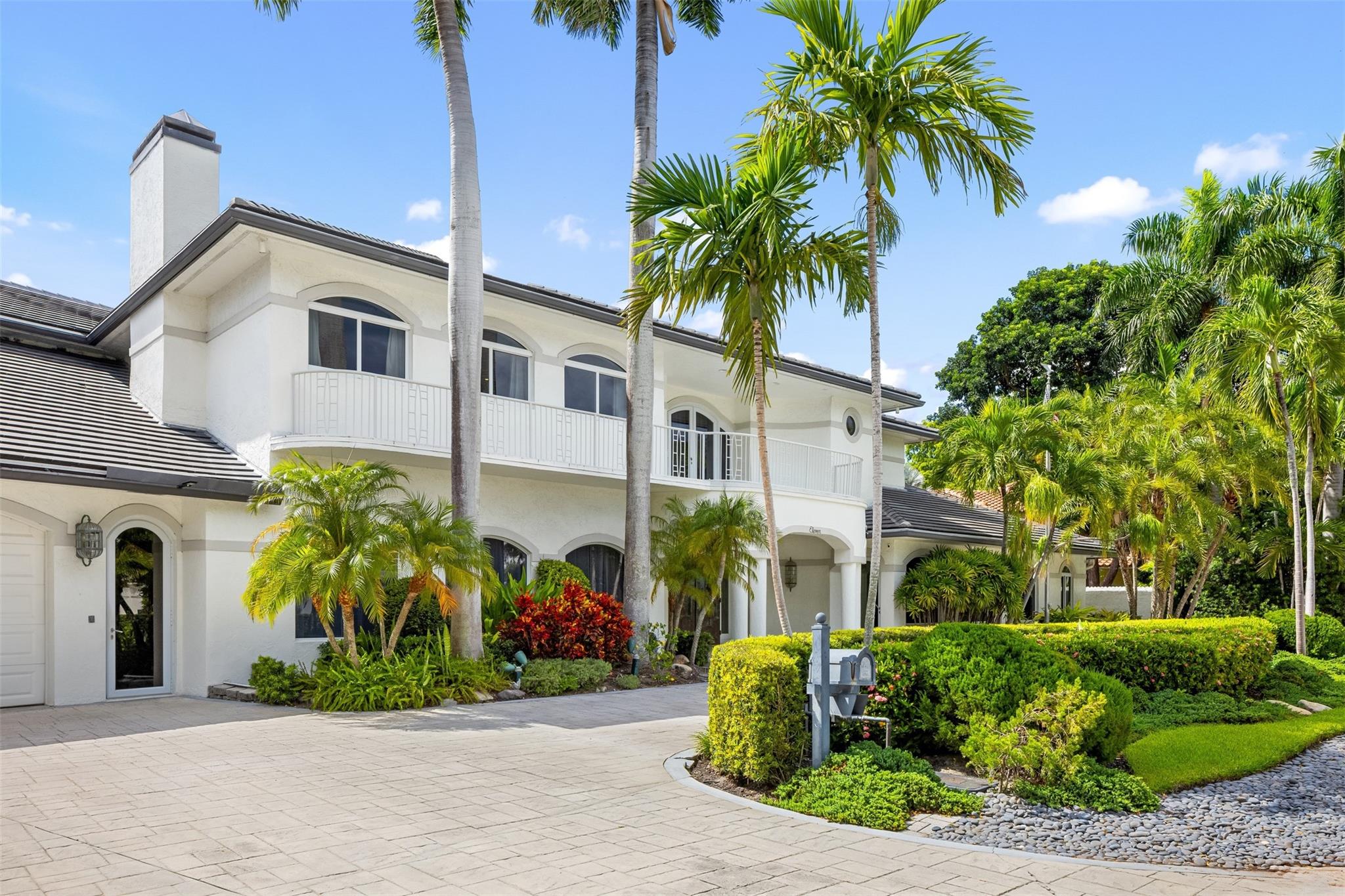 BAY COLONY SECTION OF THE - Residential