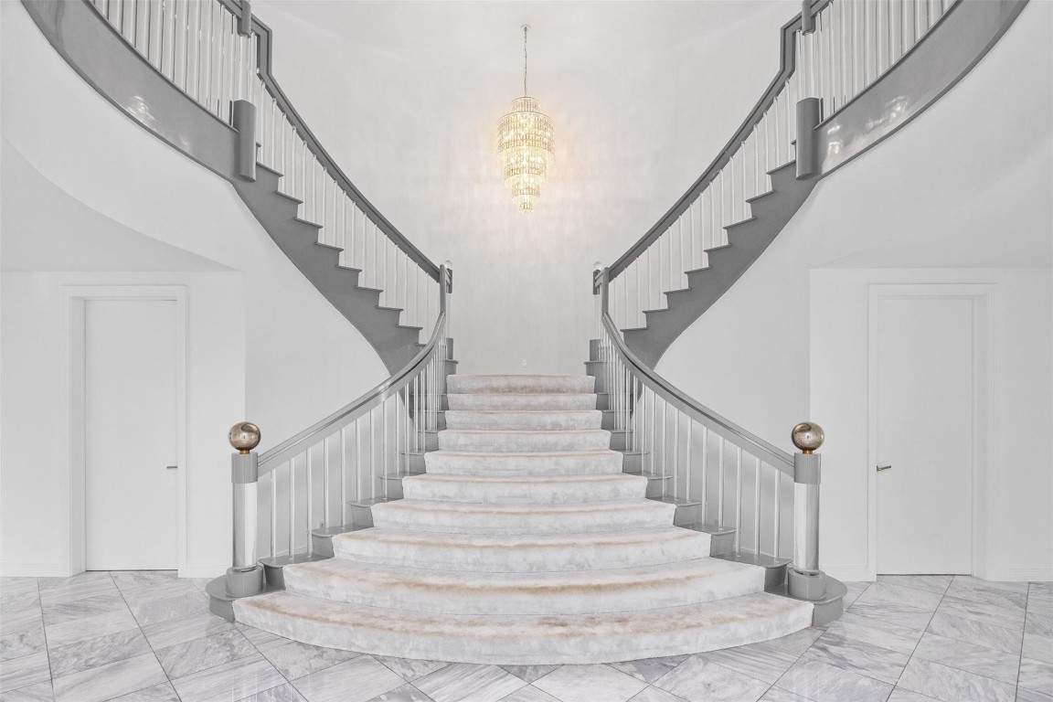 BAY COLONY SECTION OF THE - Residential