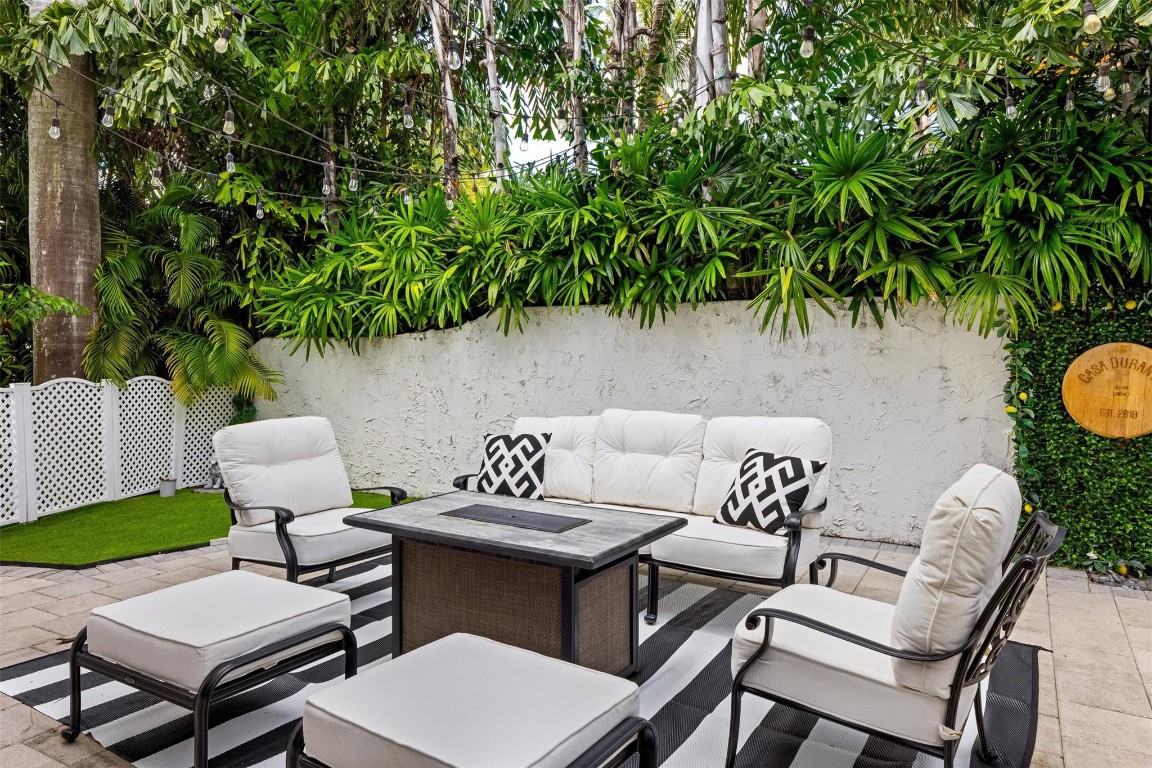 BAY COLONY SECTION OF THE - Residential