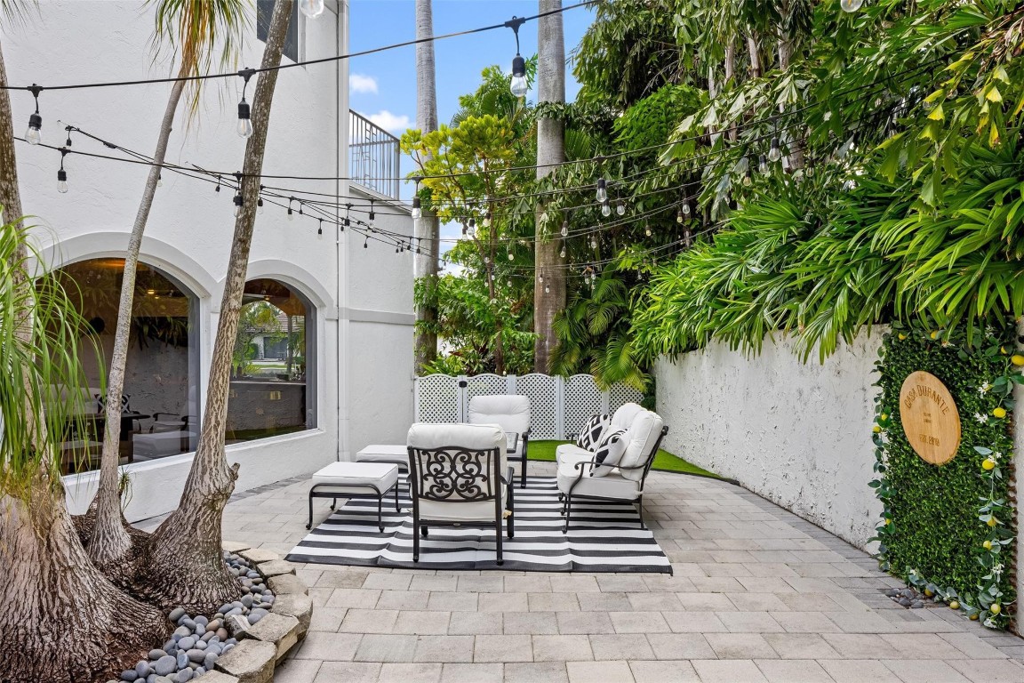 BAY COLONY SECTION OF THE - Residential