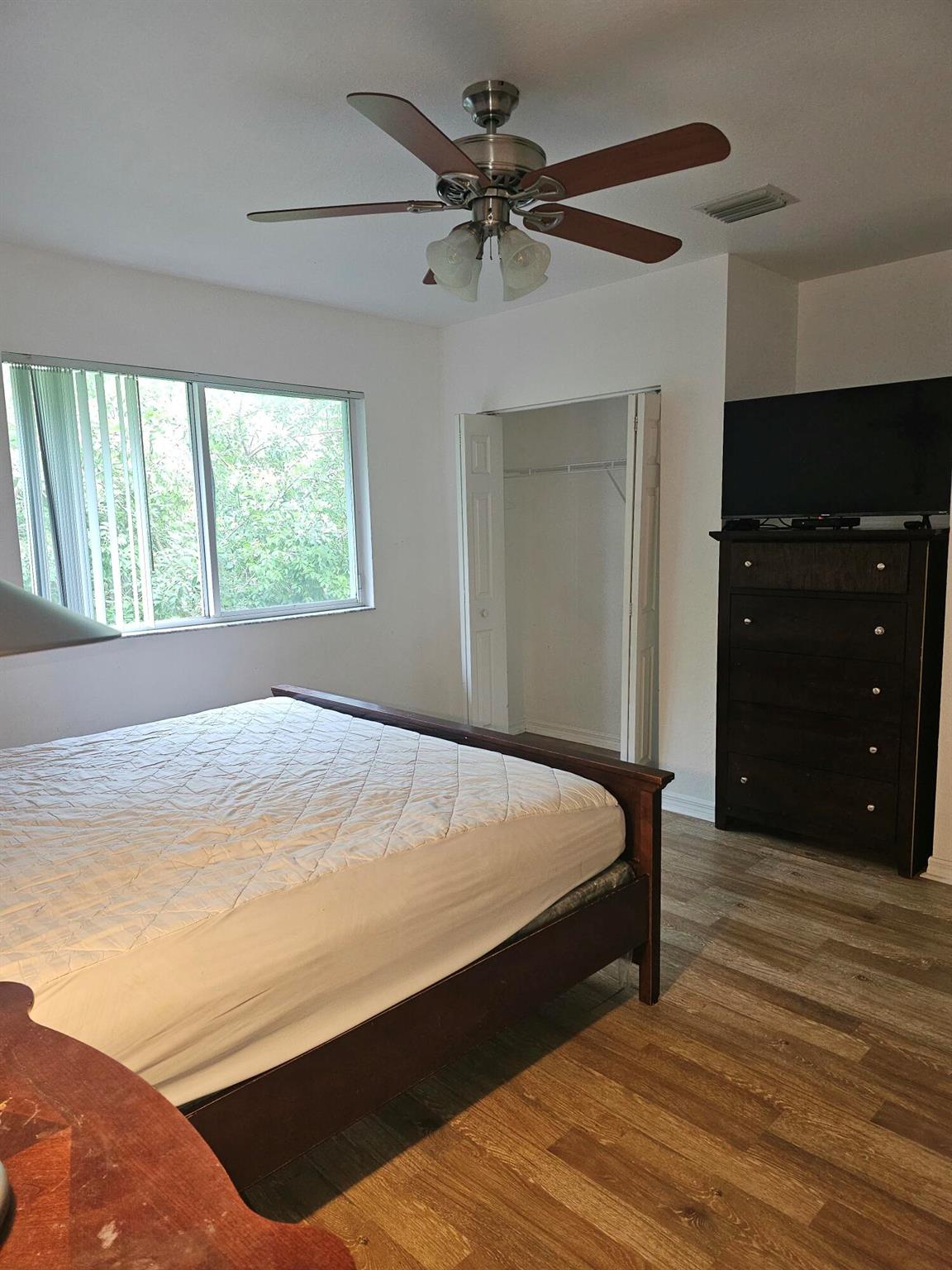 1958 Alamanda Way