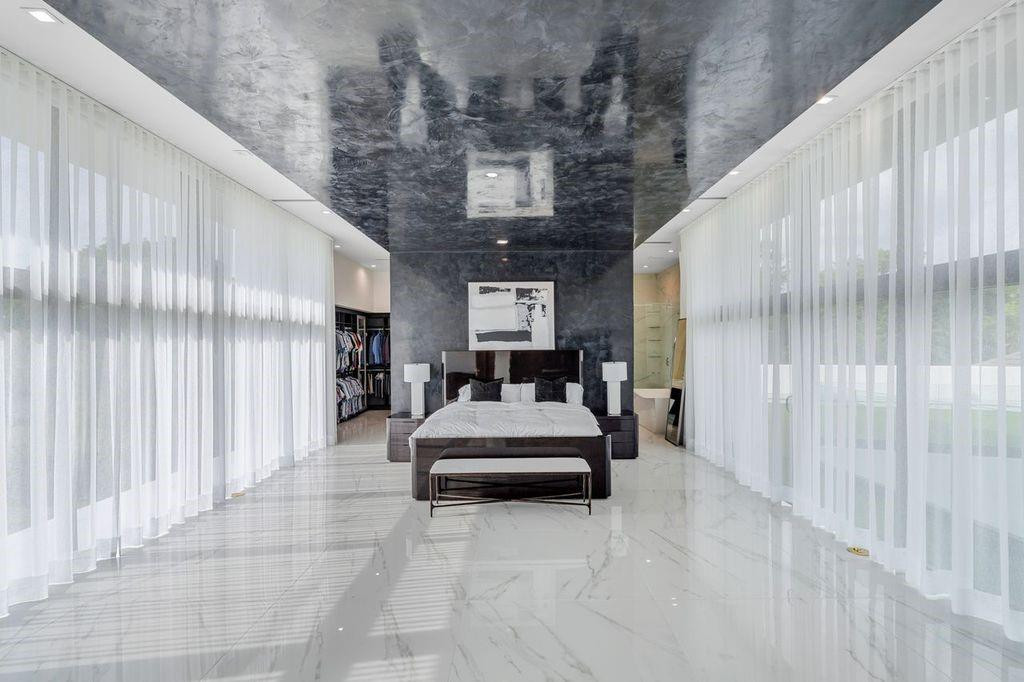 SEA RANCH LAKES - Residential