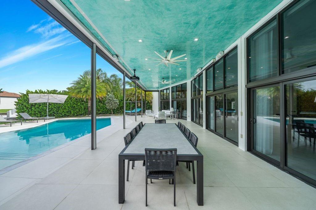 SEA RANCH LAKES - Residential