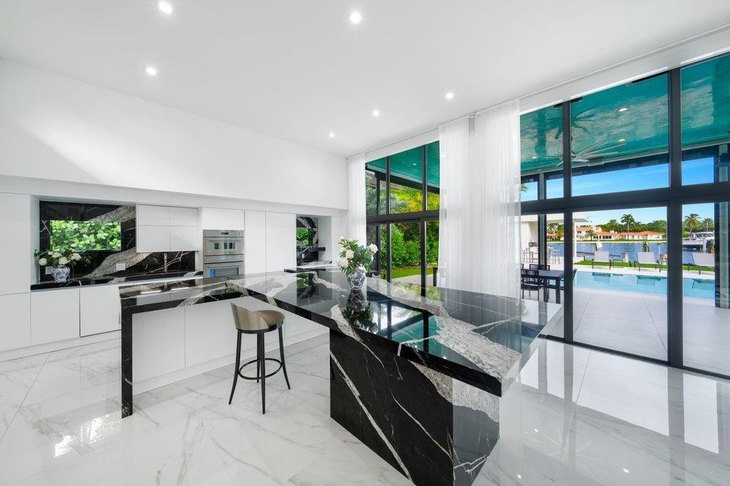 SEA RANCH LAKES - Residential