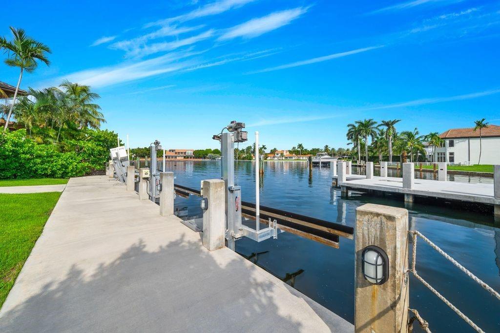 SEA RANCH LAKES - Residential