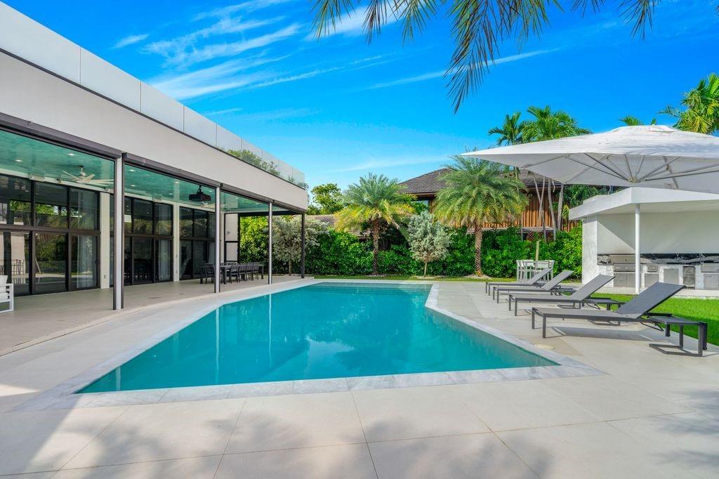 SEA RANCH LAKES - Residential