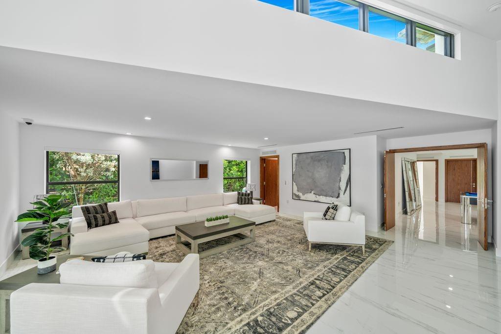 SEA RANCH LAKES - Residential