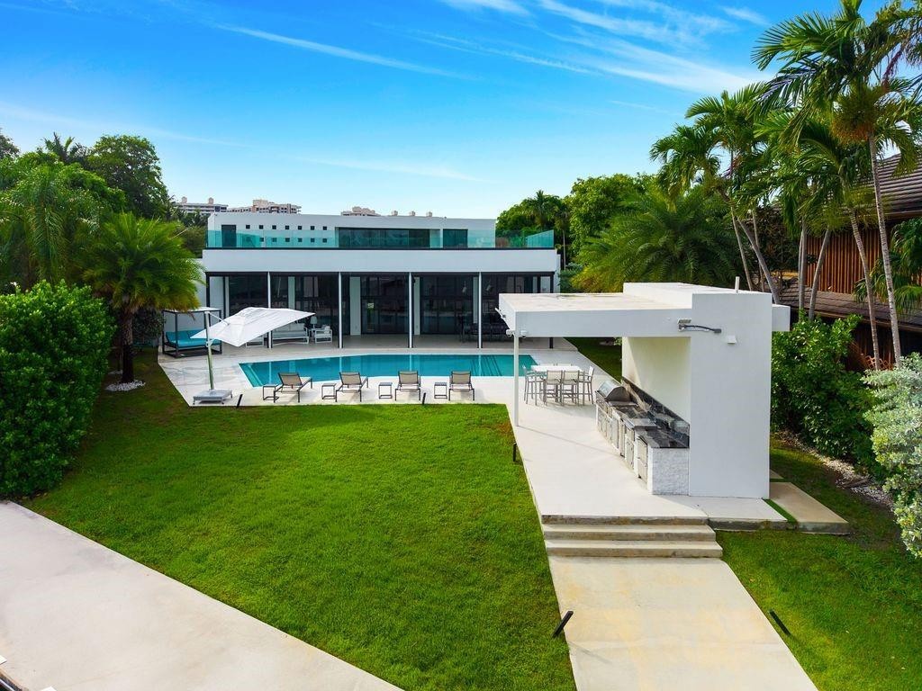 SEA RANCH LAKES - Residential