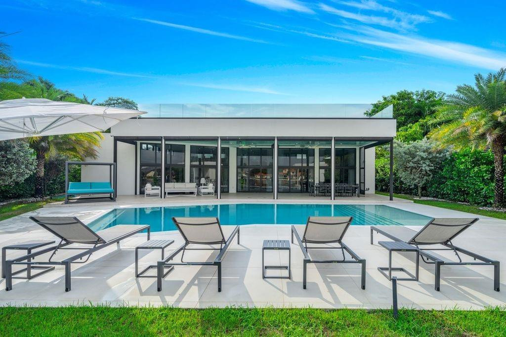 SEA RANCH LAKES - Residential