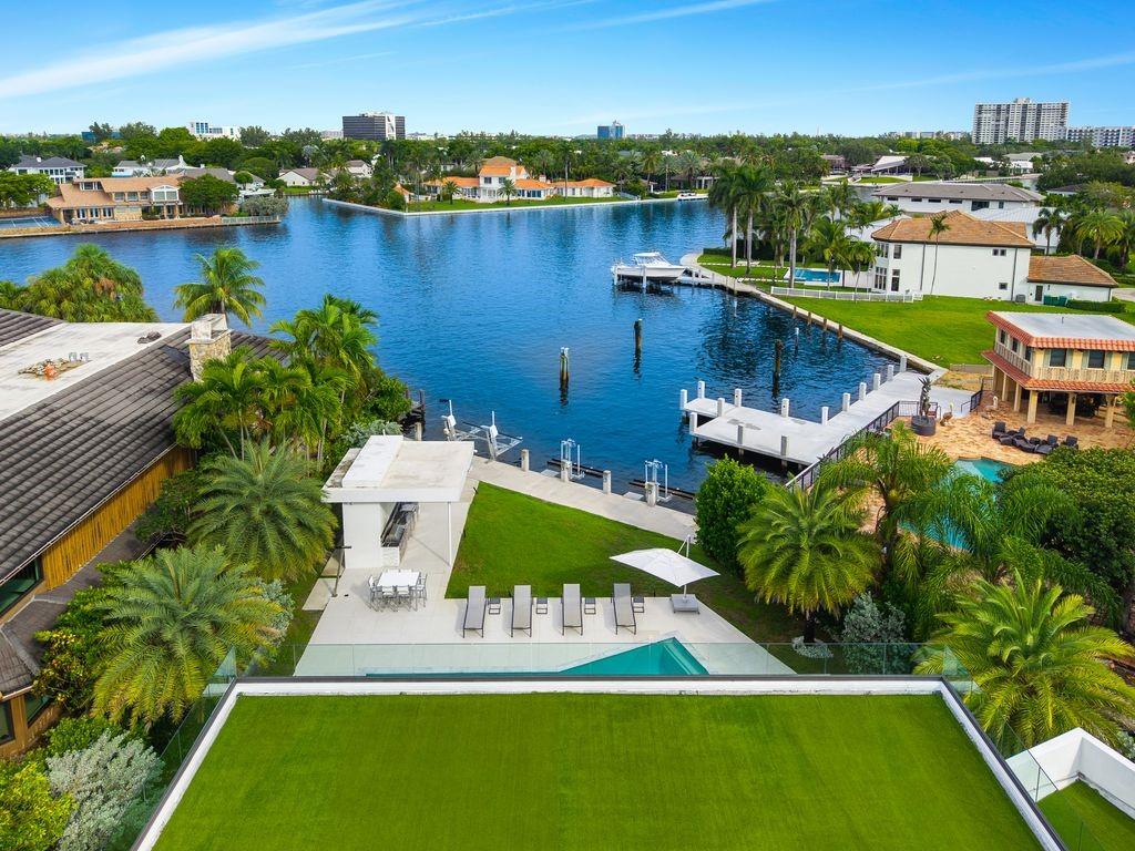 SEA RANCH LAKES - Residential