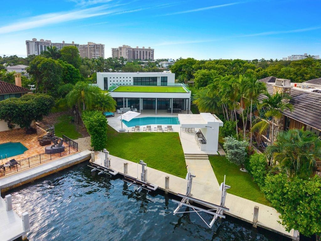 SEA RANCH LAKES - Residential