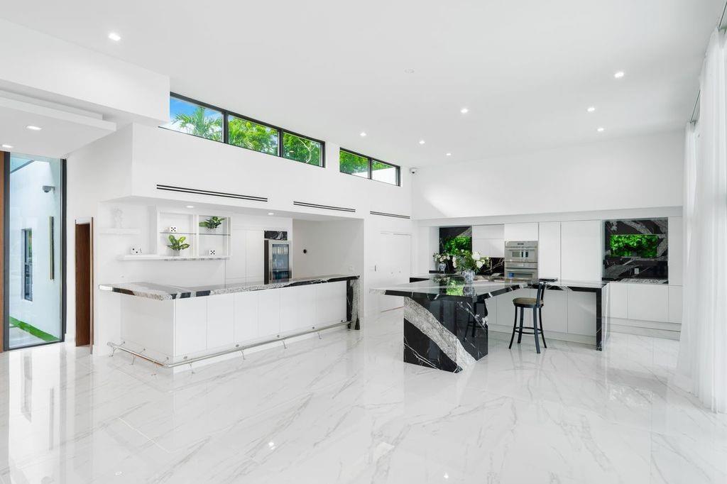 SEA RANCH LAKES - Residential