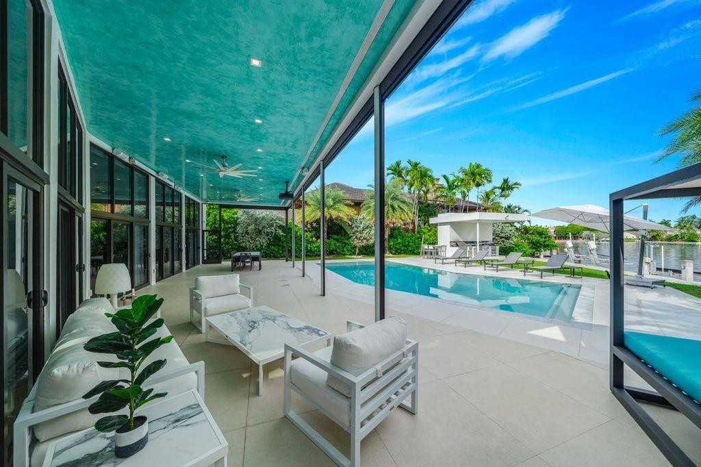 SEA RANCH LAKES - Residential