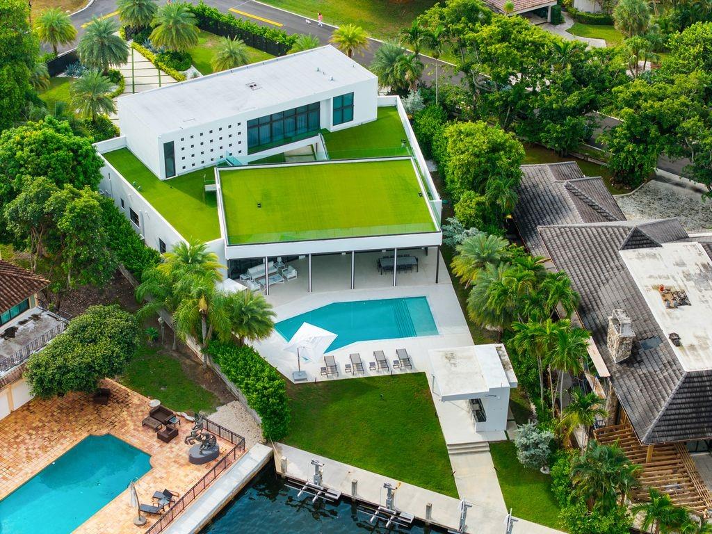 SEA RANCH LAKES - Residential