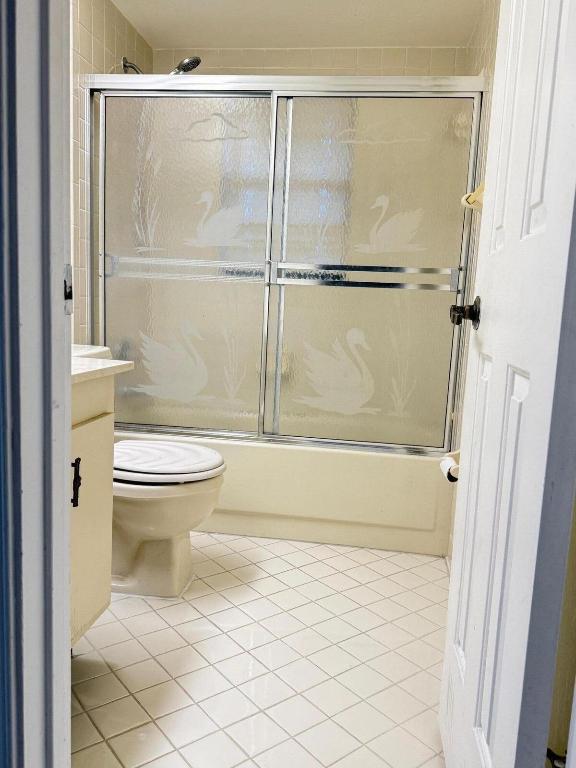 CYPRESS COURT CONDO - Residential