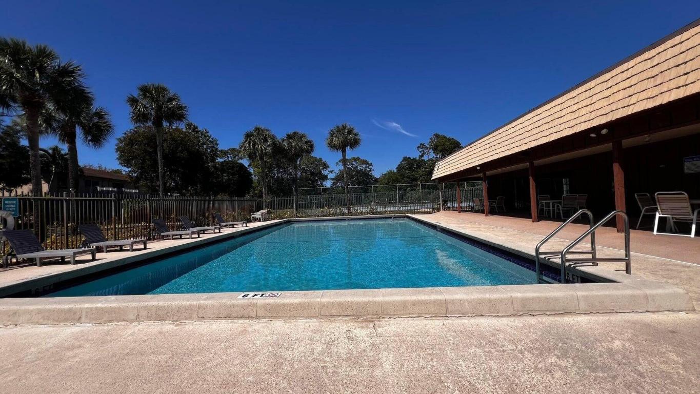 CYPRESS COURT CONDO - Residential