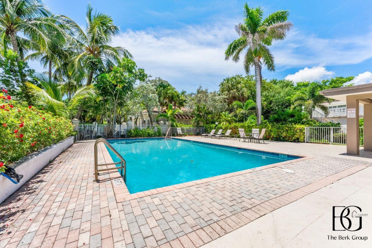 SHORELAND CO-OP - Residential Lease