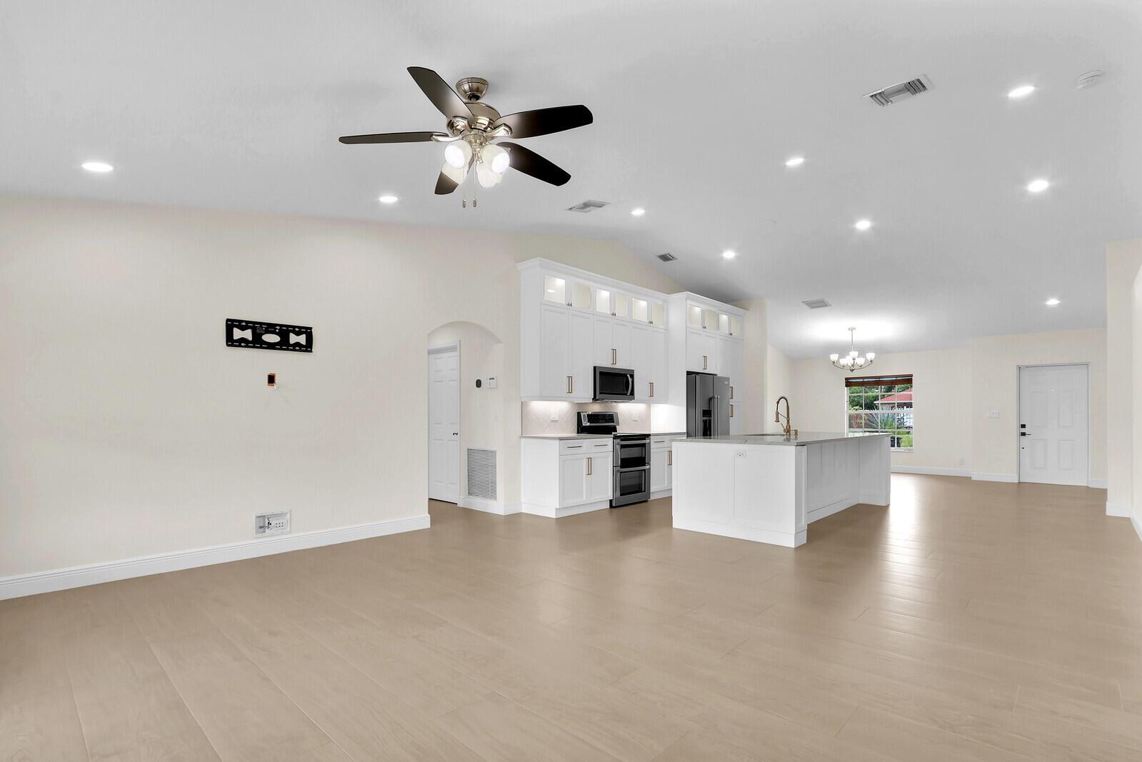 PORT ST LUCIE SECTION 34 - Residential