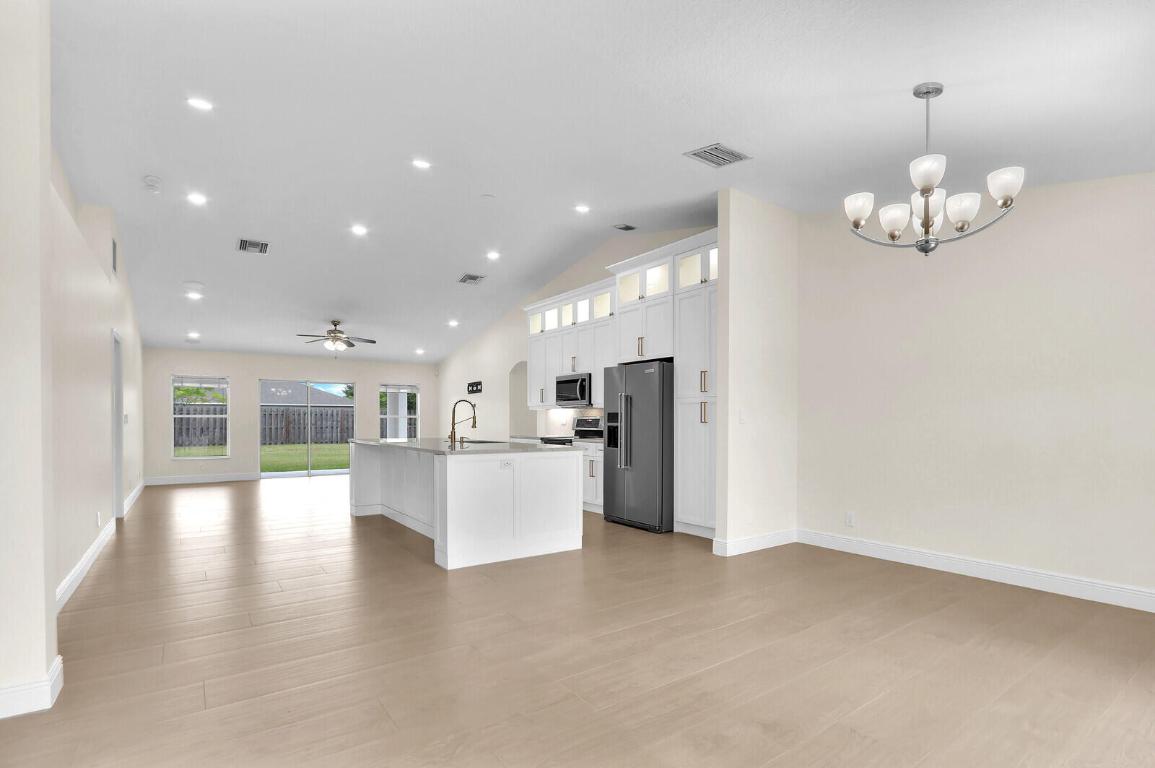 PORT ST LUCIE SECTION 34 - Residential