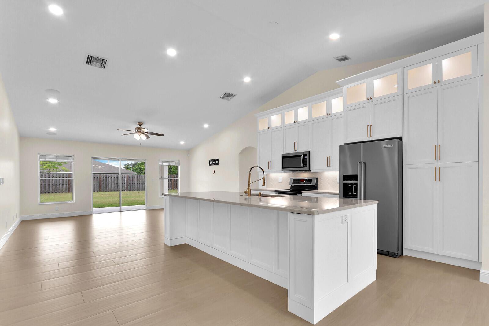 PORT ST LUCIE SECTION 34 - Residential