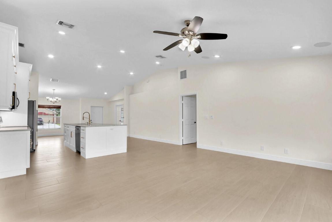 PORT ST LUCIE SECTION 34 - Residential