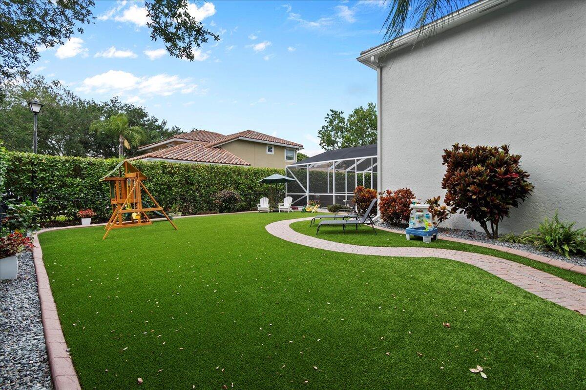311 Hummingbird Point