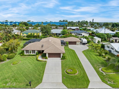 Photo of 4680 SE Glen Ridge Trail, Stuart, FL 34997 (MLS # B26053478)