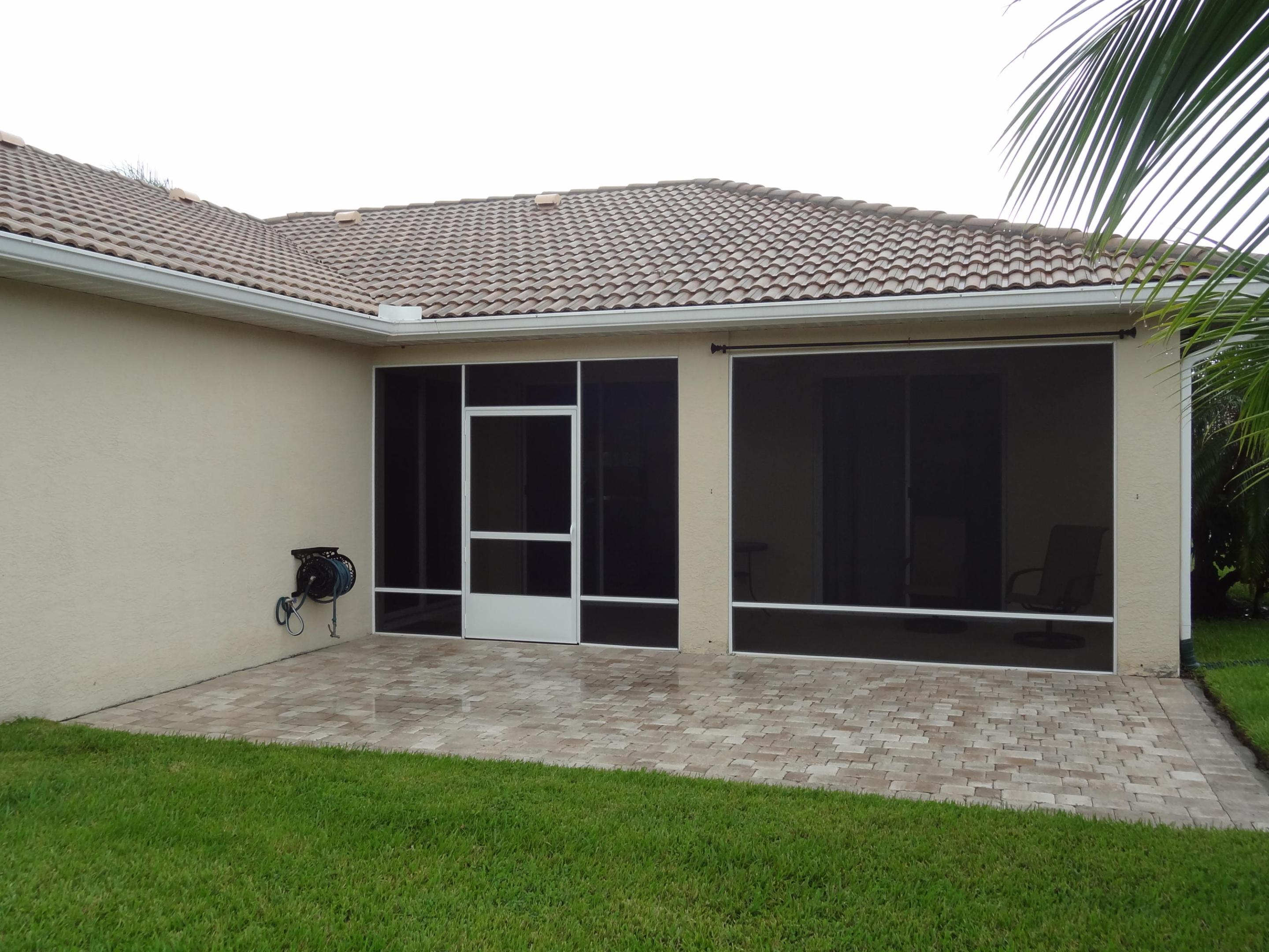 PINEAPPLE PLANTATION PLAT 5 - Residential