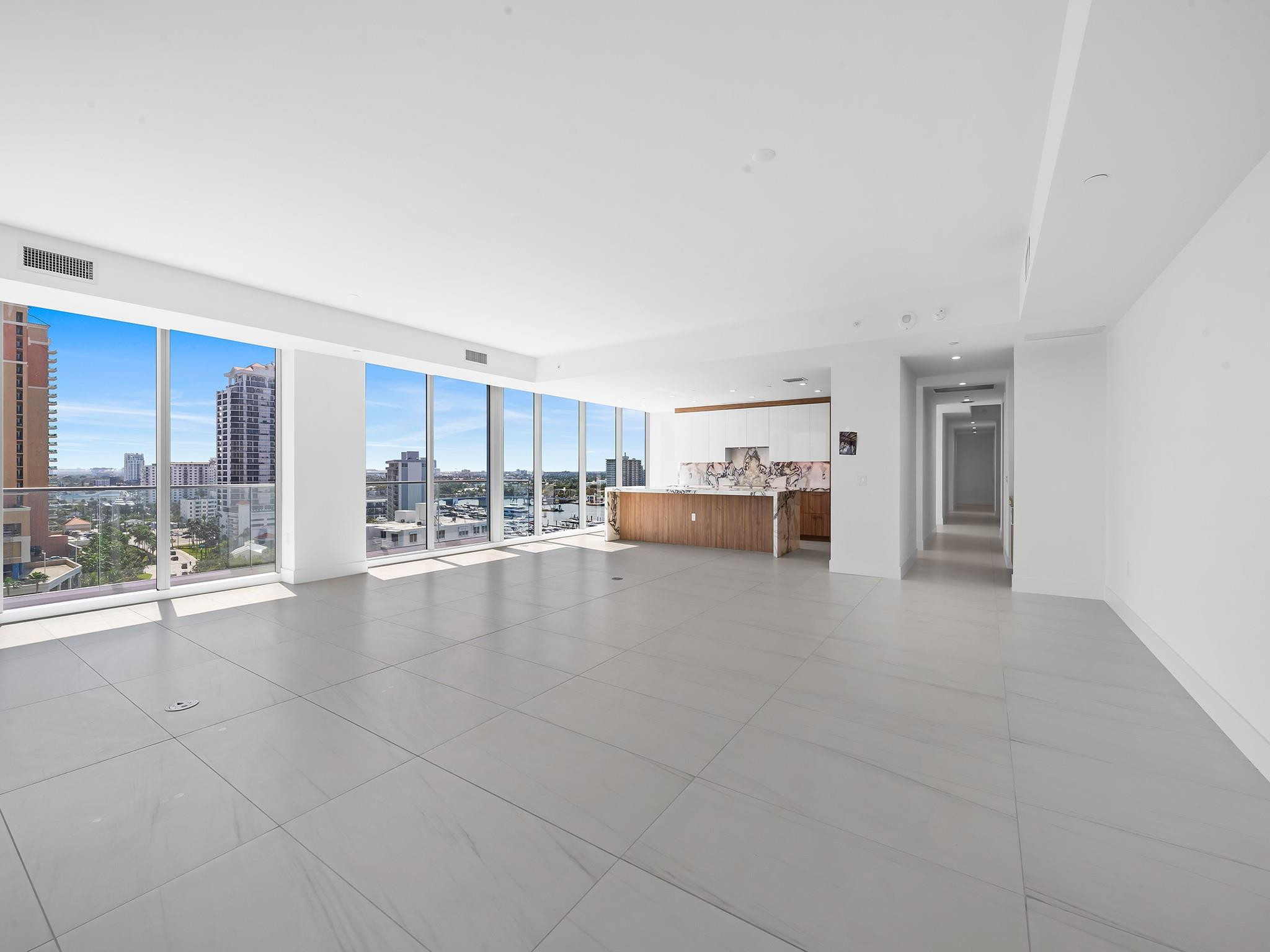 SELENE OCEANFRONT RESIDEN - Residential