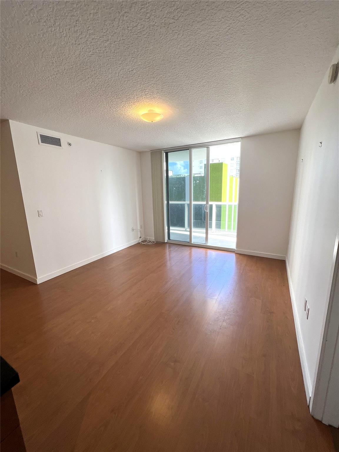 601 NE 23 Street 904