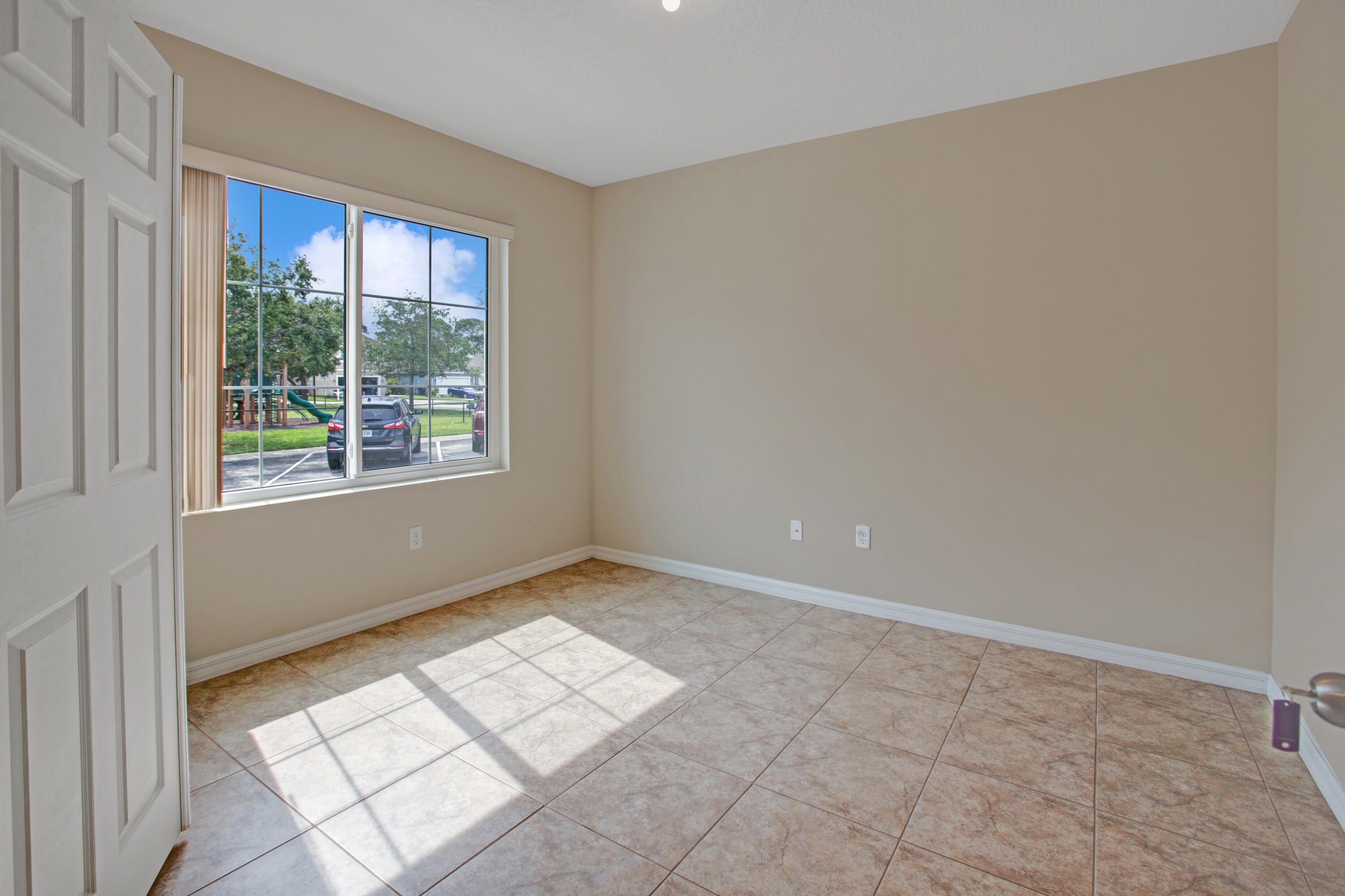 MAGNOLIA TOWNHOMES - Residential Lease