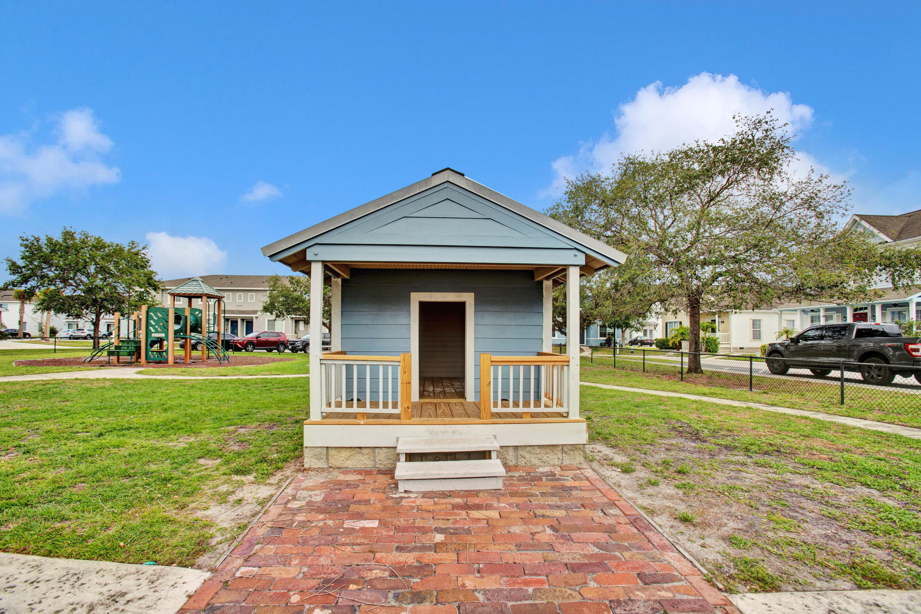 MAGNOLIA TOWNHOMES - Residential Lease