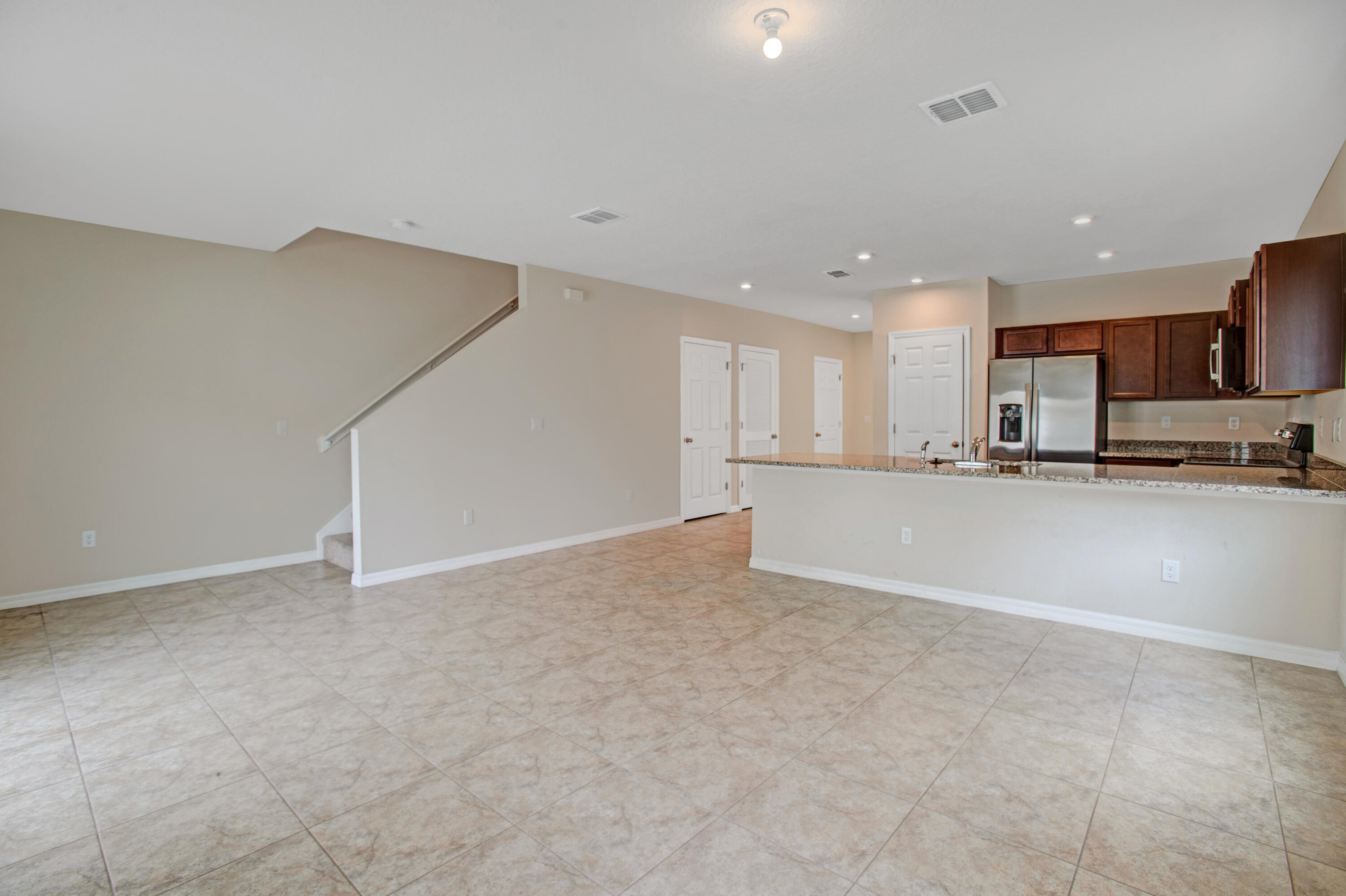 MAGNOLIA TOWNHOMES - Residential Lease
