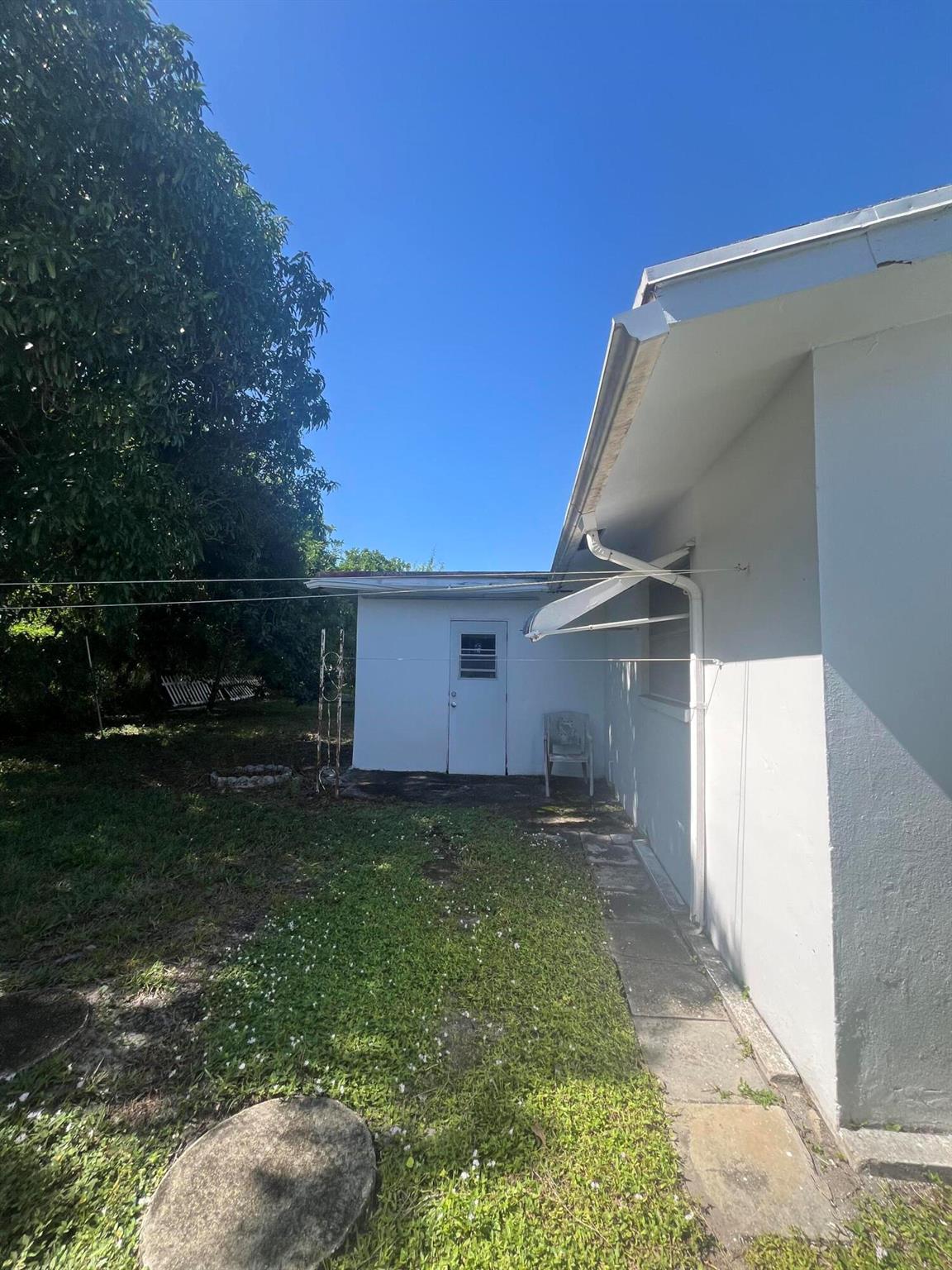 View photos, virtual tours, details... 4626 NW 44th Street