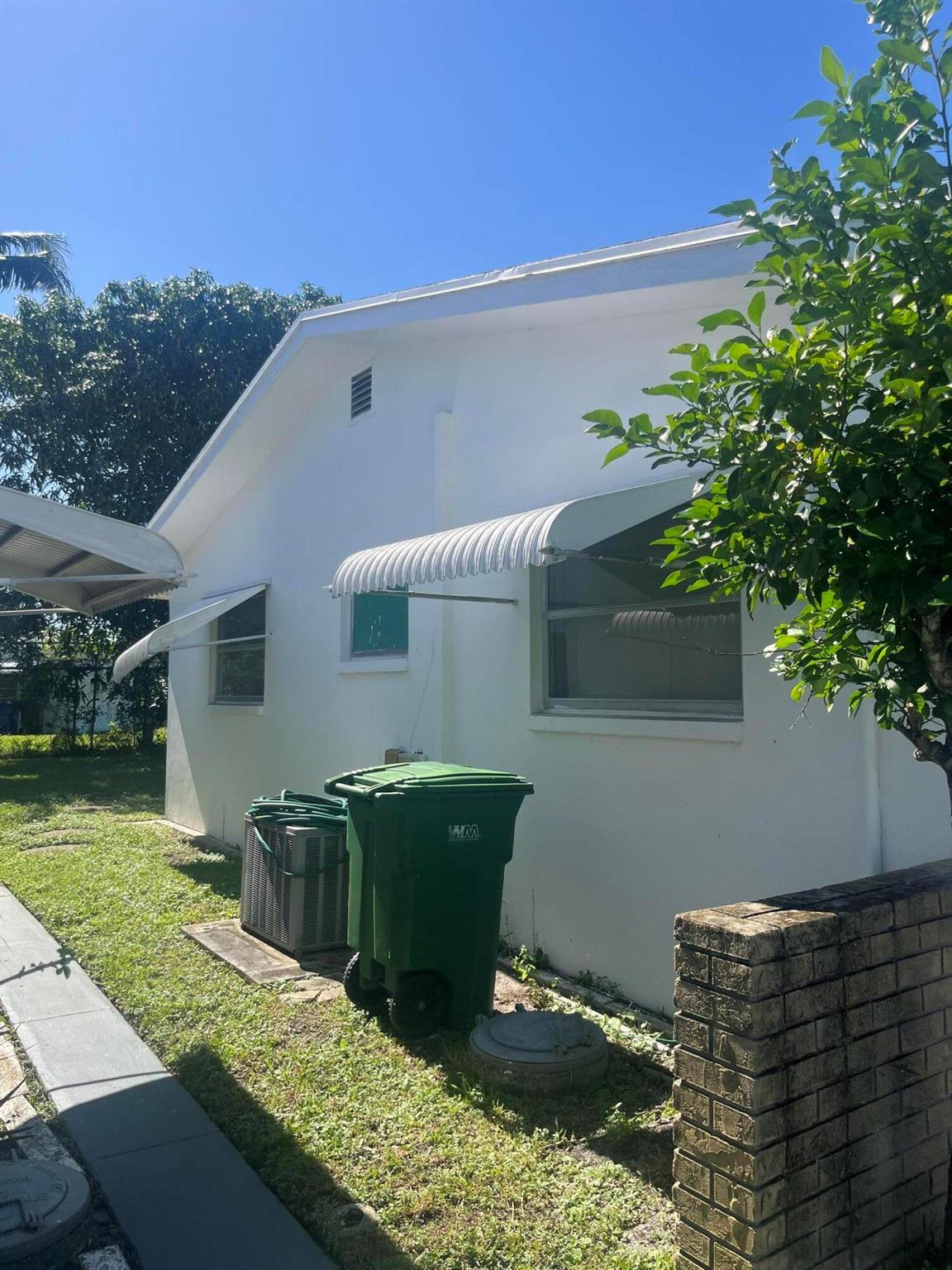 View photos, virtual tours, details... 4626 NW 44th Street