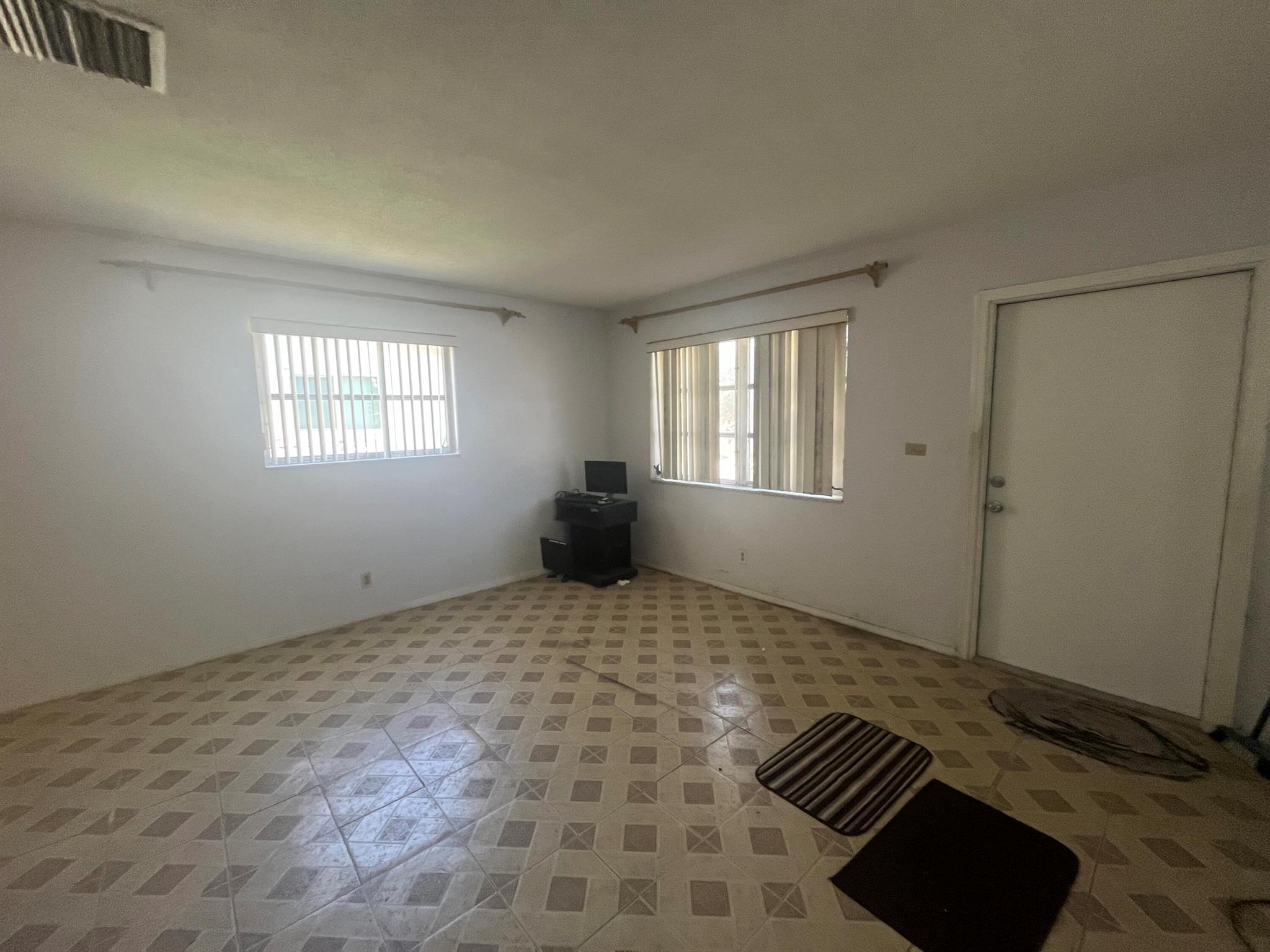 MAINLANDS OF TAMARAC LAKE - Residential