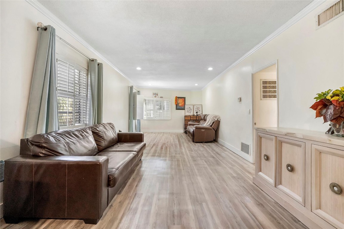 1967 S Ocean Boulevard 201