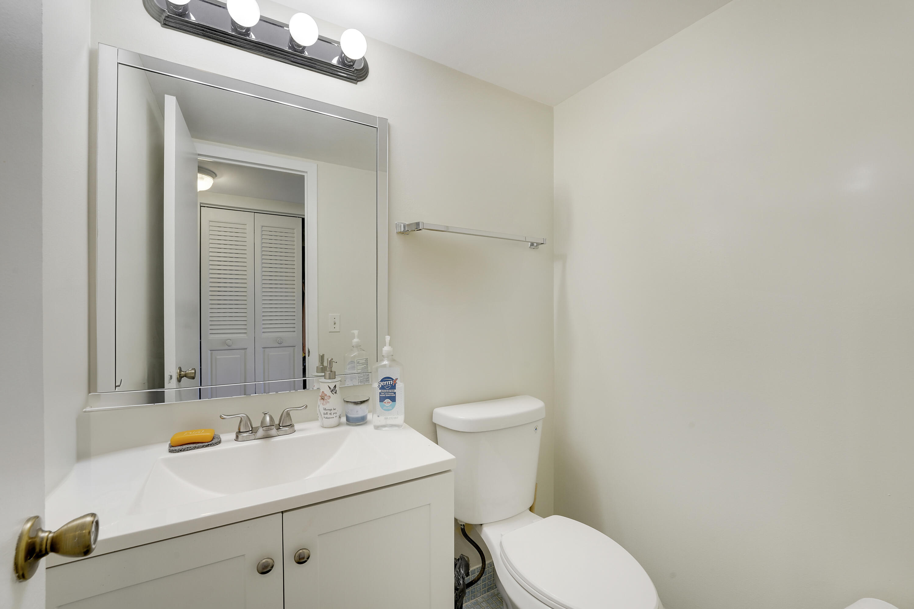 MANSFIELD AT CENTURY VILLAGE CONDO - Residential