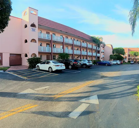 9421 E Sunrise Lakes Blvd Unit 109, Sunrise, FL 33322 - MLS#: F10477362