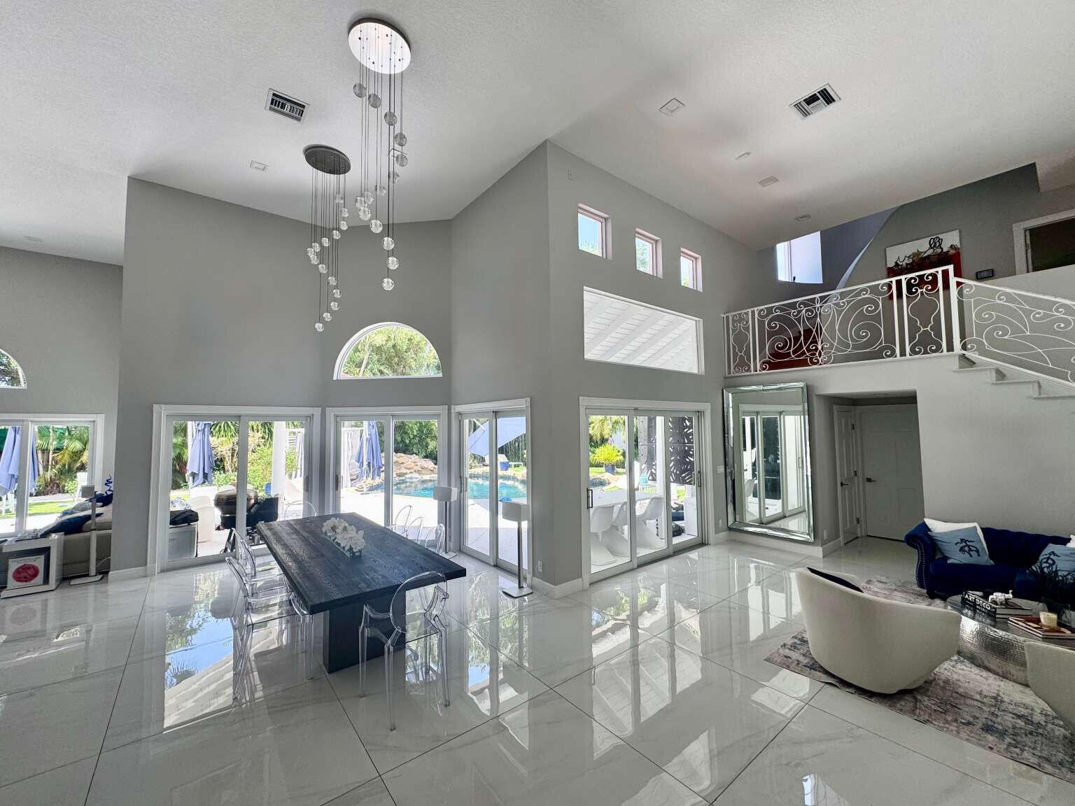 233 Pershing Way