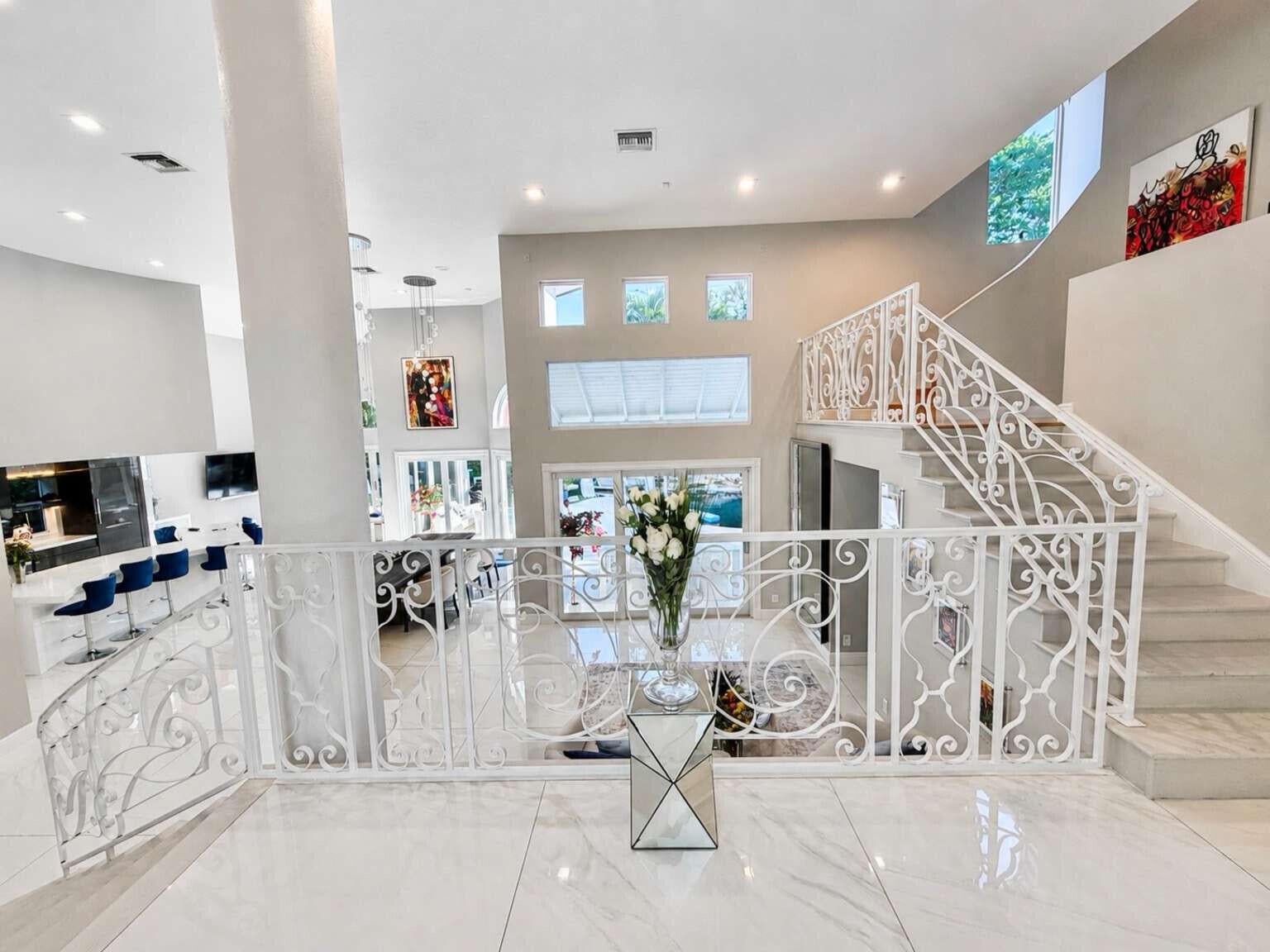 233 Pershing Way