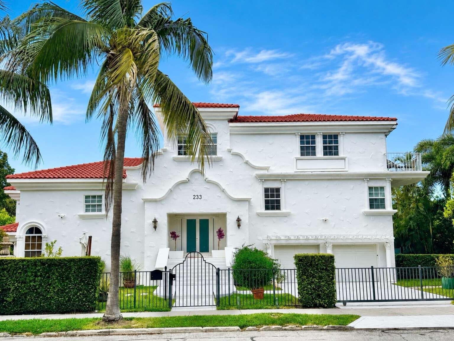 233 Pershing Way