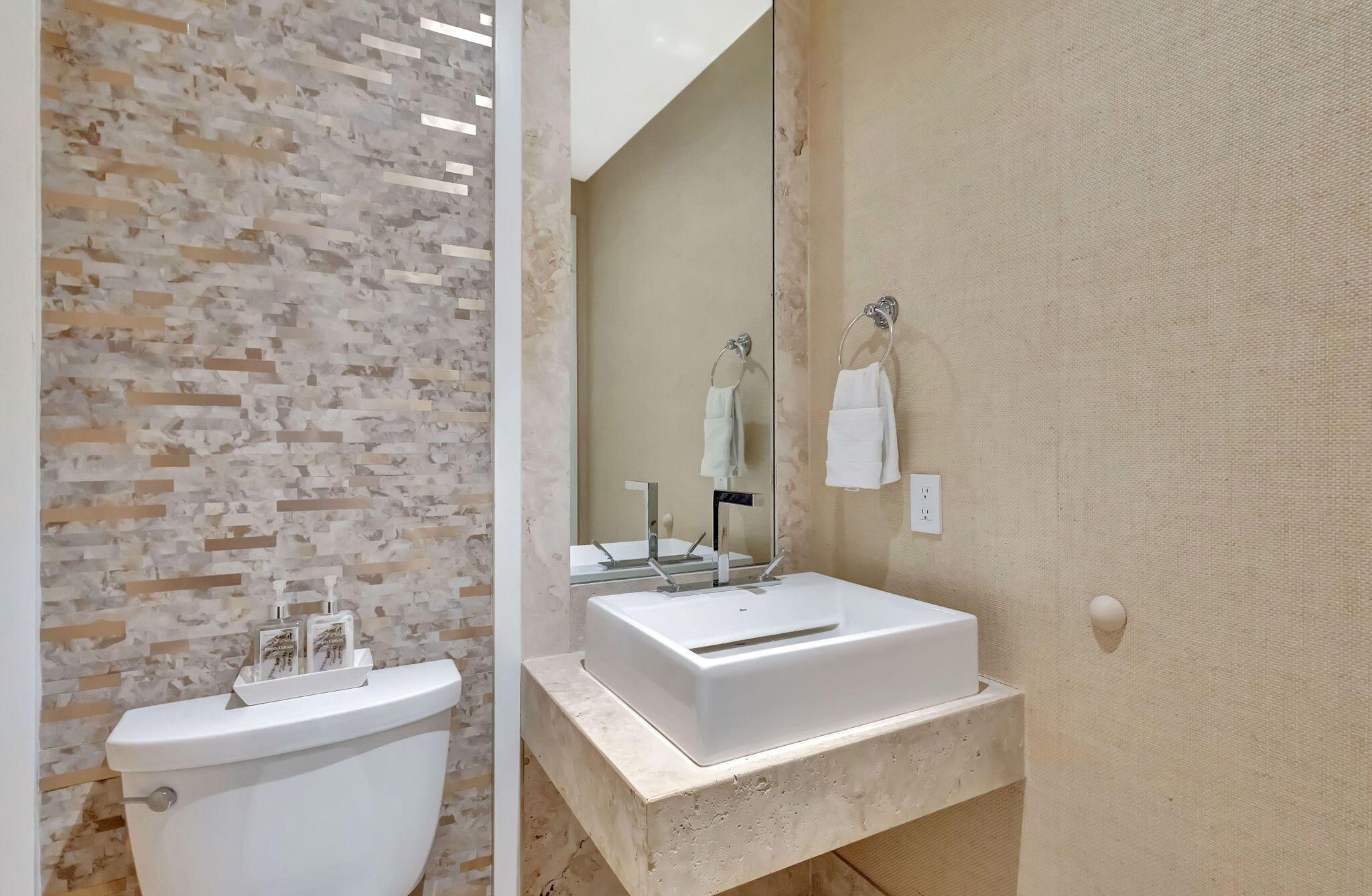 DOLCE VITA CONDO - Residential Lease