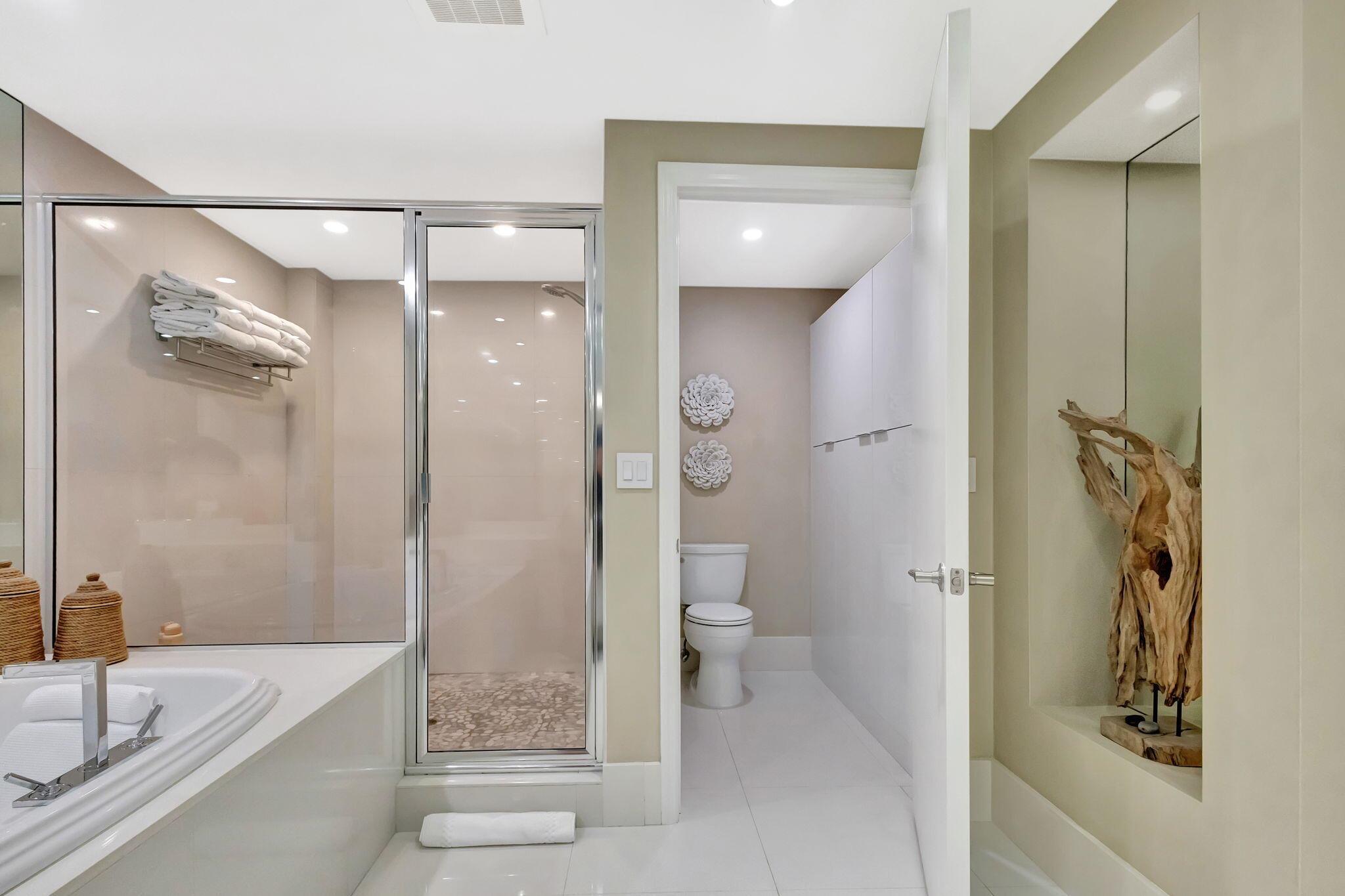 DOLCE VITA CONDO - Residential Lease