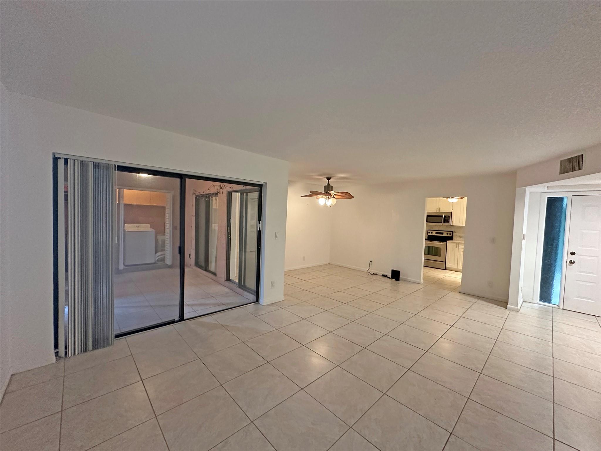 3833 Carambola Cir 2968