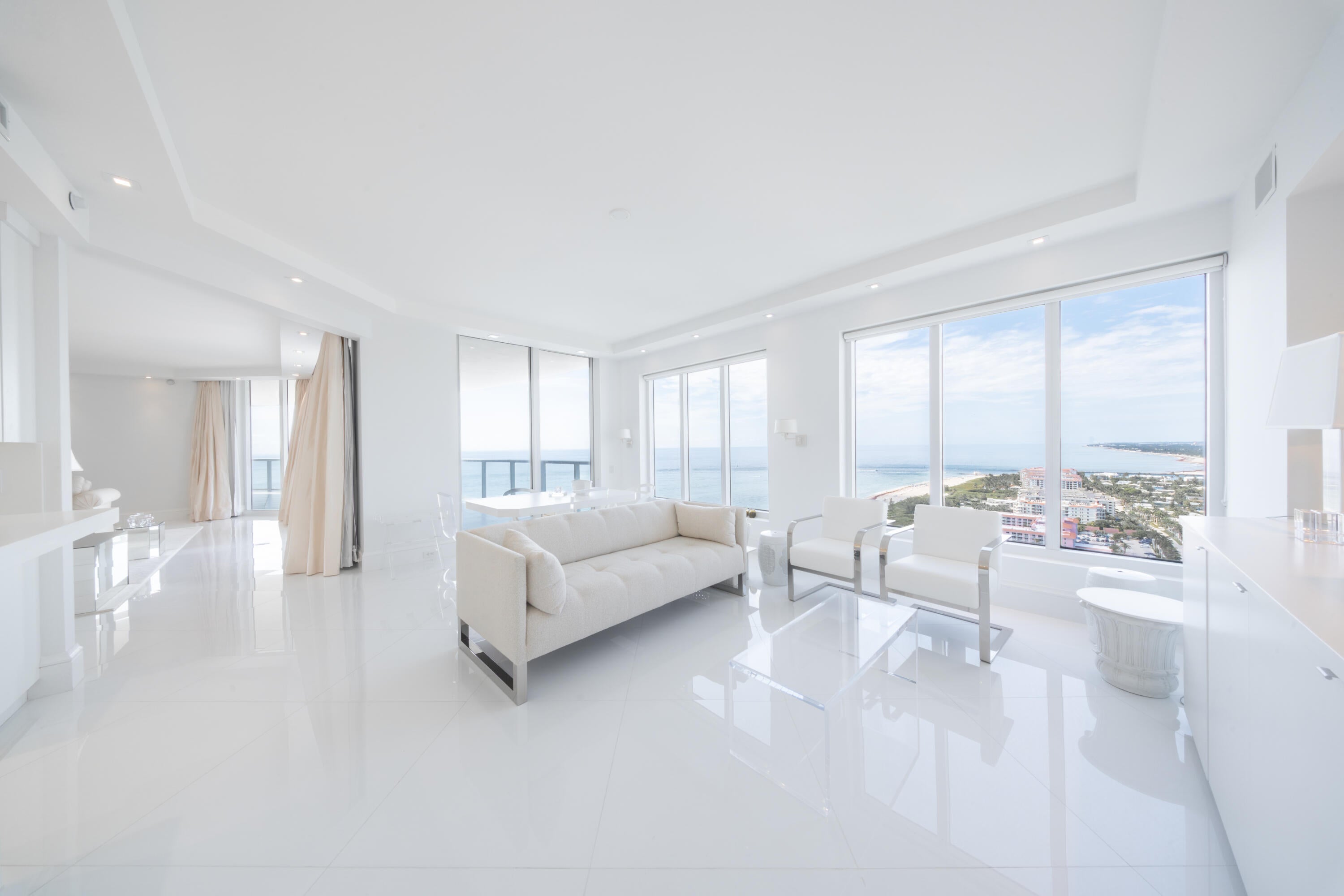 2700 N Ocean Drive 2503a