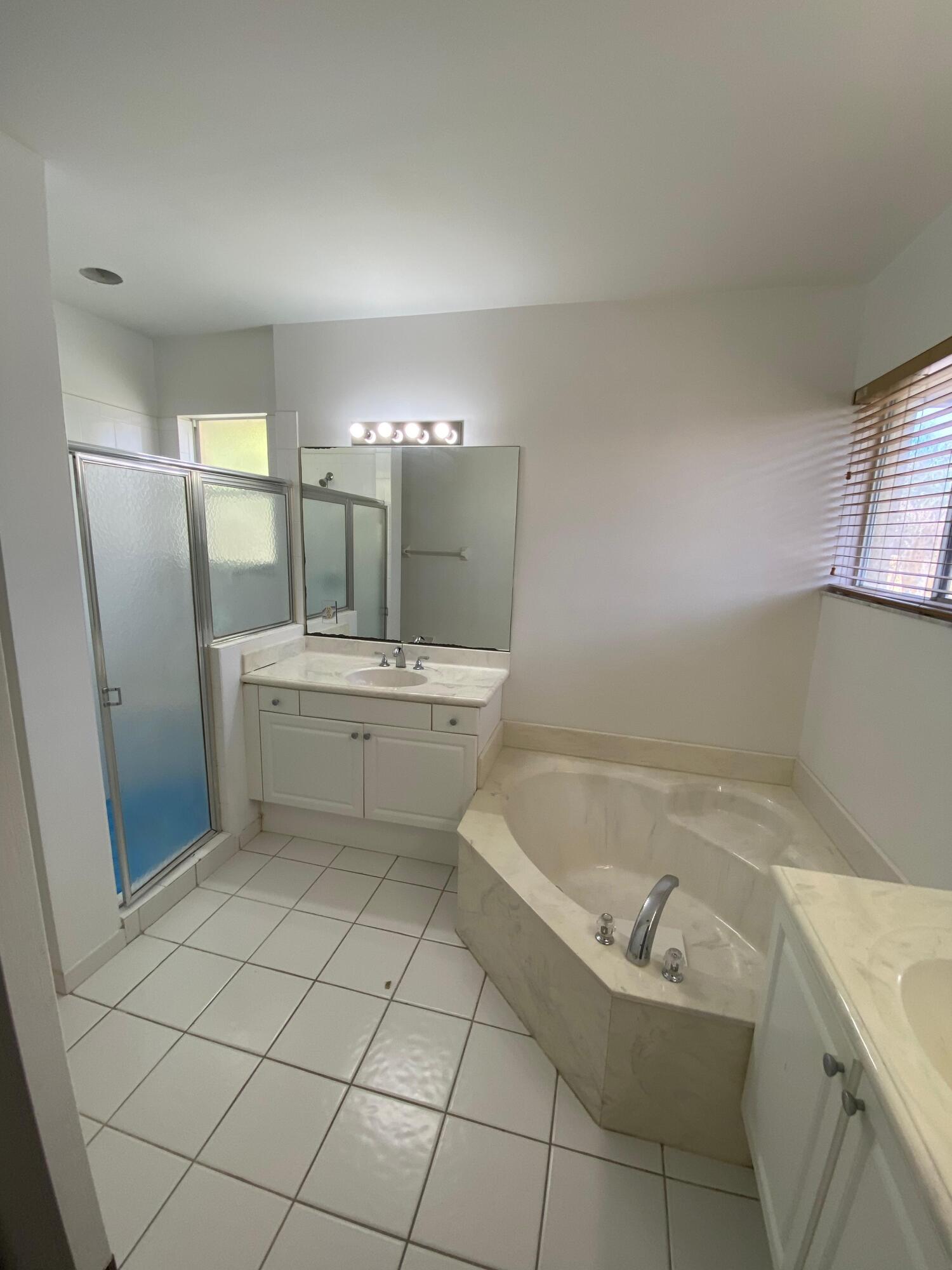 Coventry Townhomes - Residential Lease