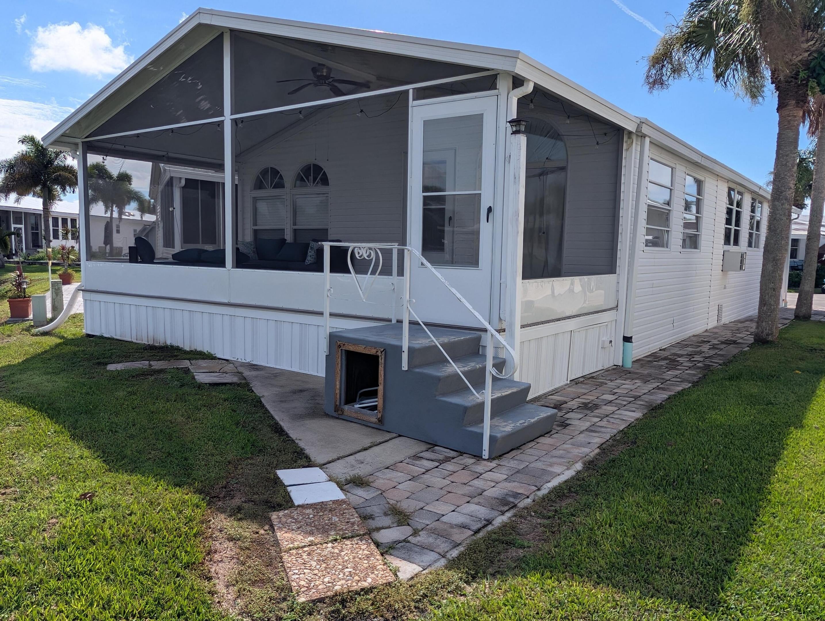View photos, virtual tours, details... 6547 SE 53RD Street